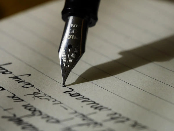 Die Handschrift verbessern: Tipps für ein schöneres Schriftbild